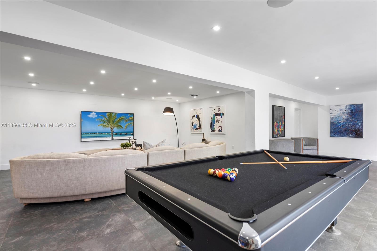 4322 Polk St Hollywood, FL 33021