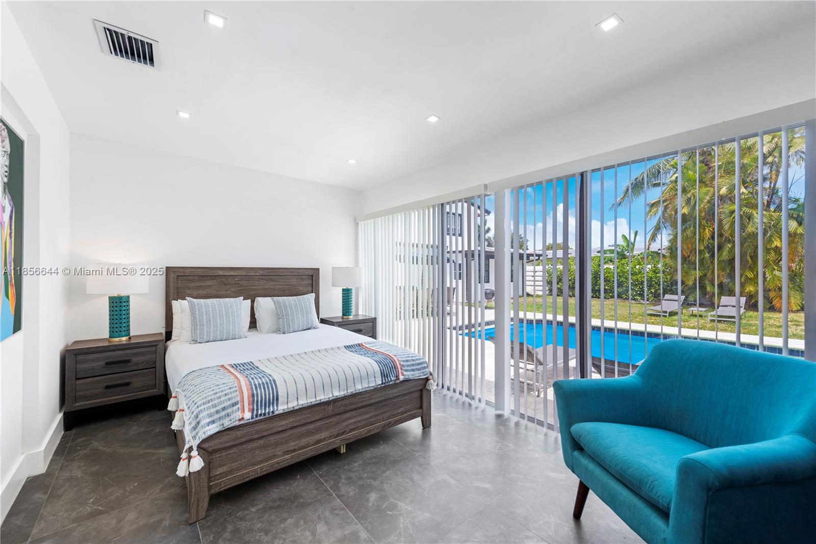 4322 Polk St Hollywood, FL 33021