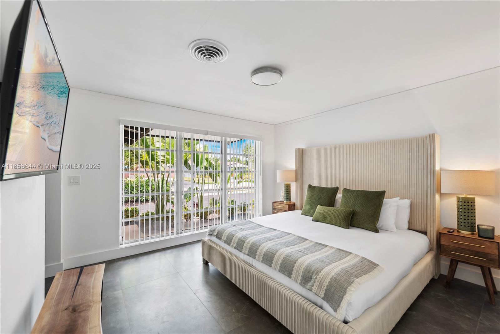 4322 Polk St Hollywood, FL 33021