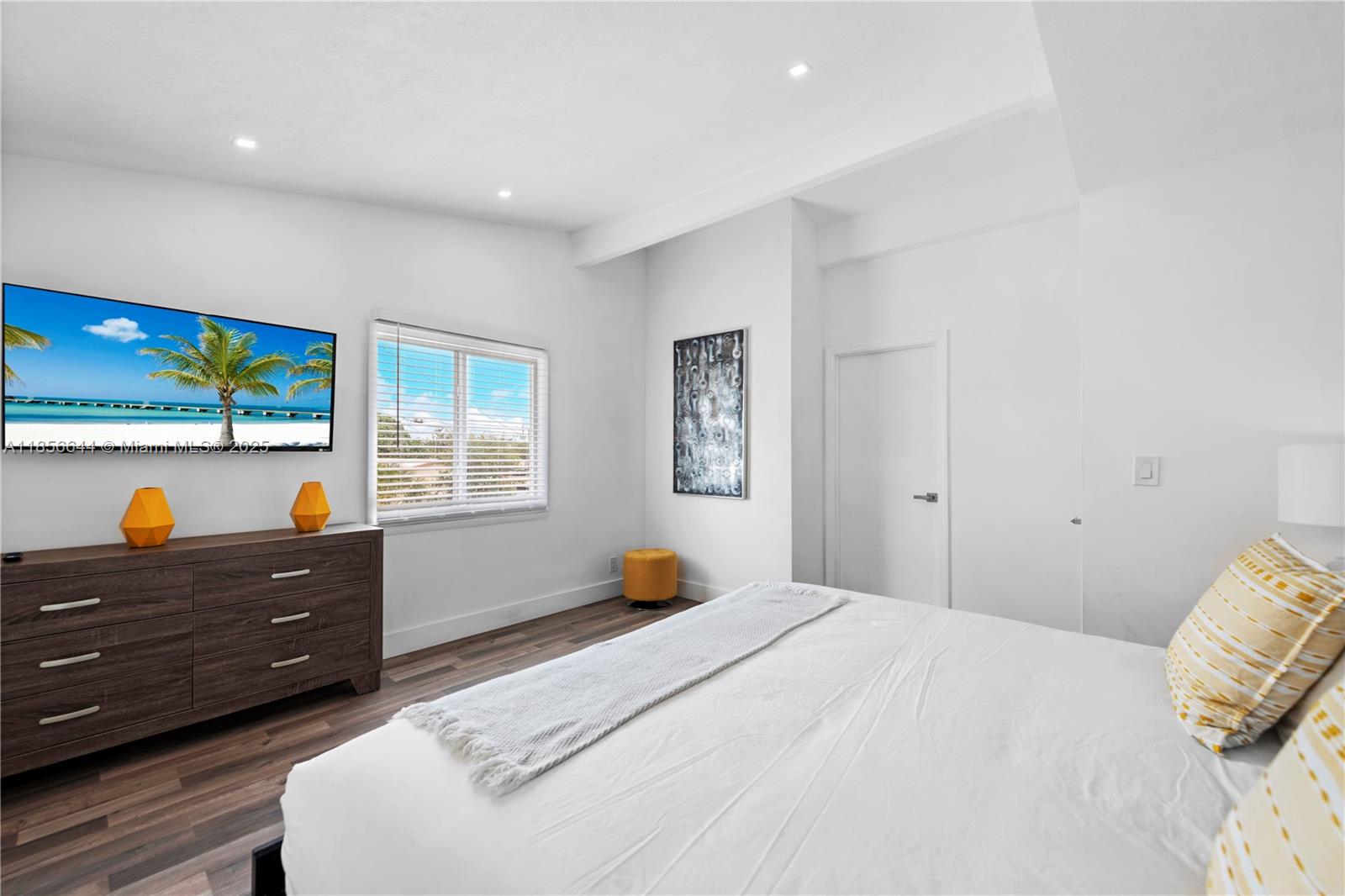 4322 Polk St Hollywood, FL 33021