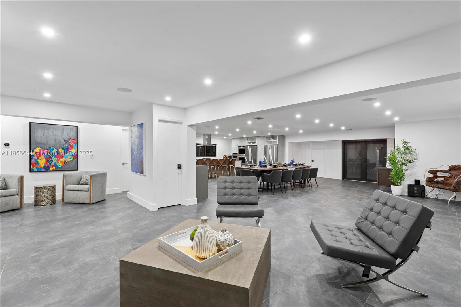 4322 Polk St Hollywood, FL 33021