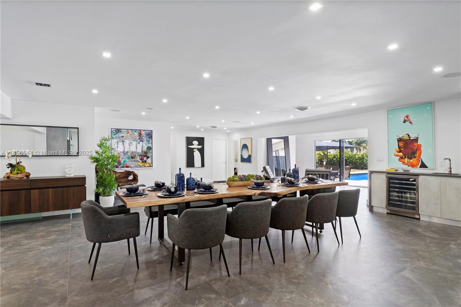 4322 Polk St Hollywood, FL 33021