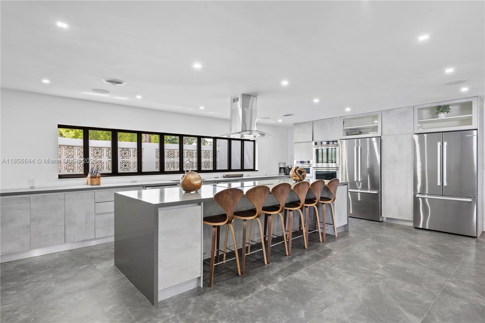 4322 Polk St Hollywood, FL 33021