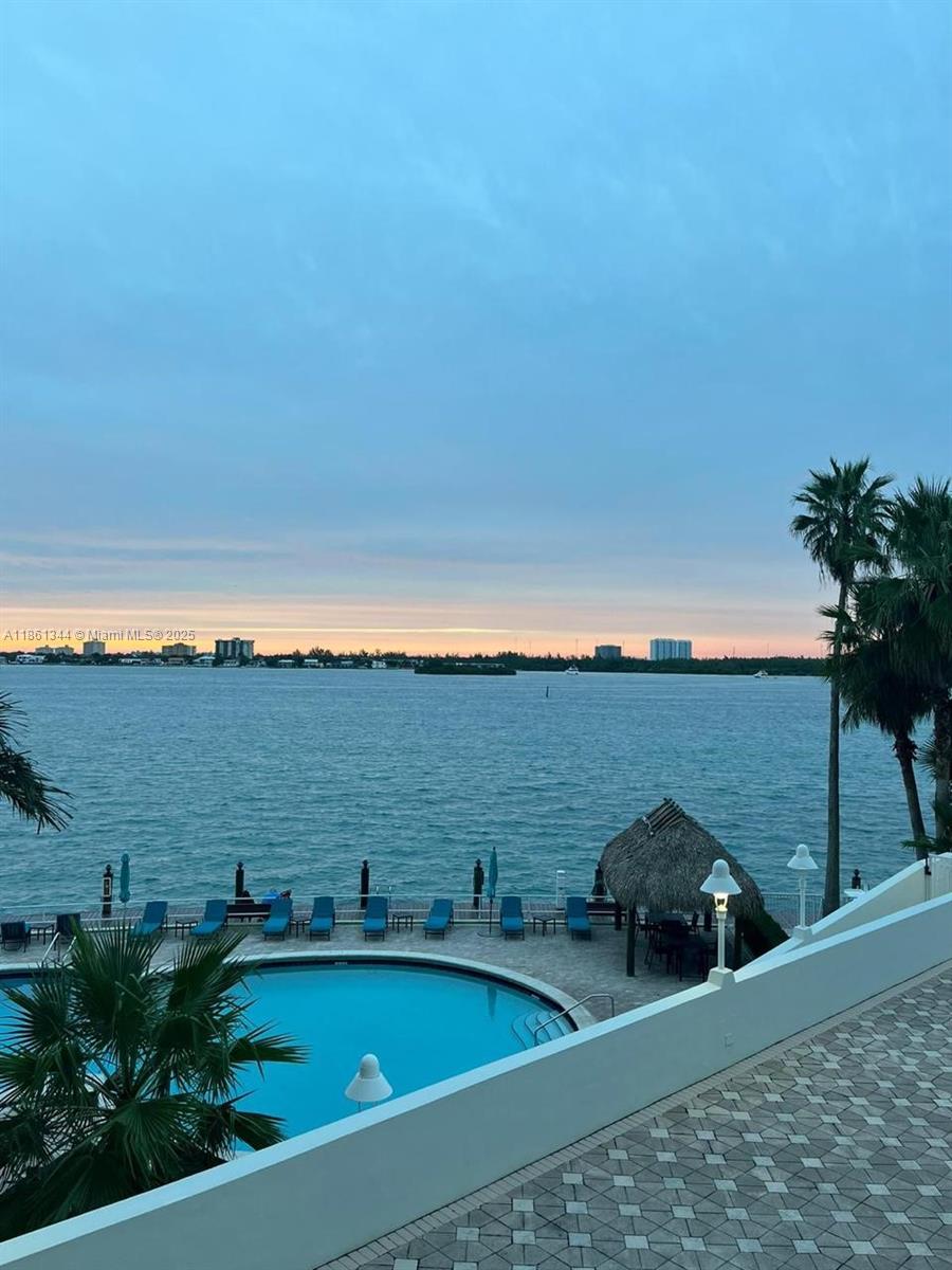 10350 W Bay Hbr Dr #3S