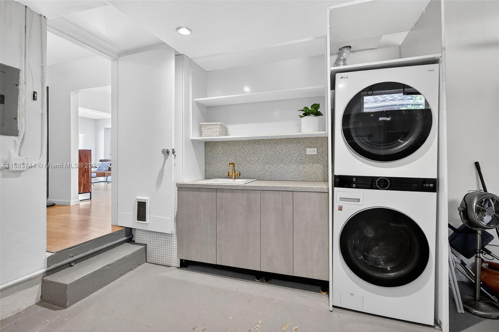 2095 Keystone Blvd #2095 North Miami, FL 33181