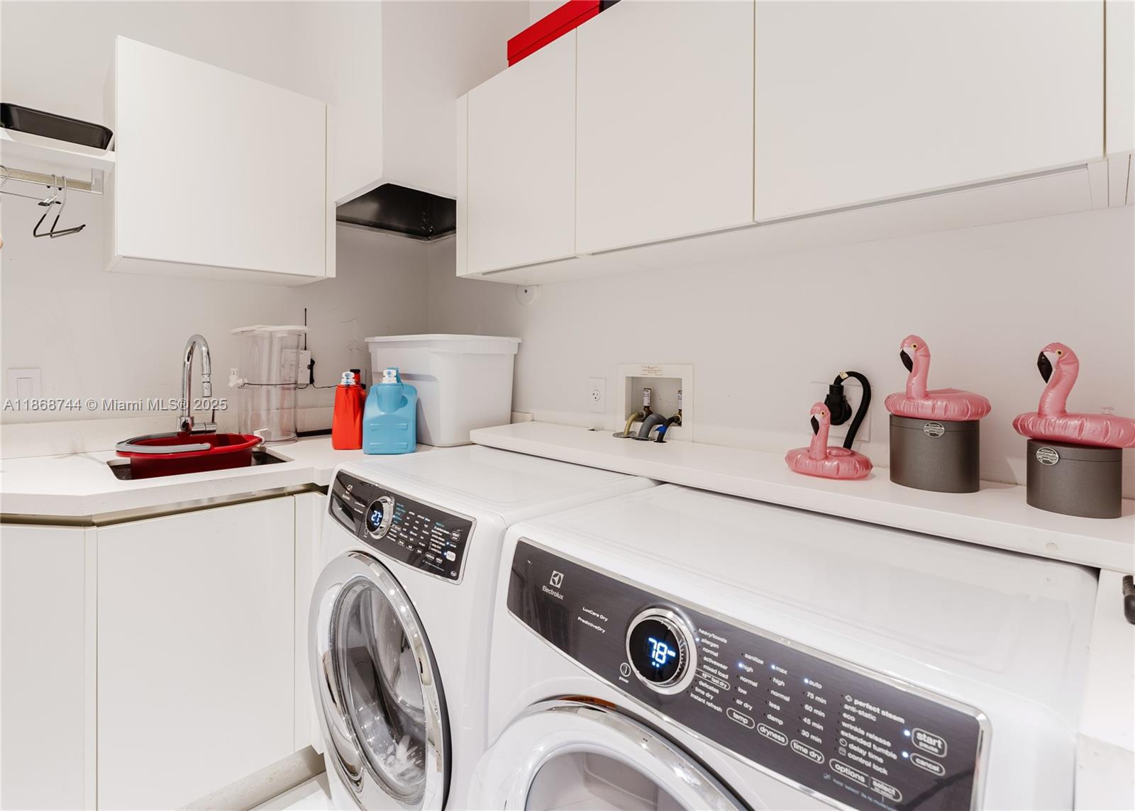 3916 Island Estates Dr Aventura, FL 33160