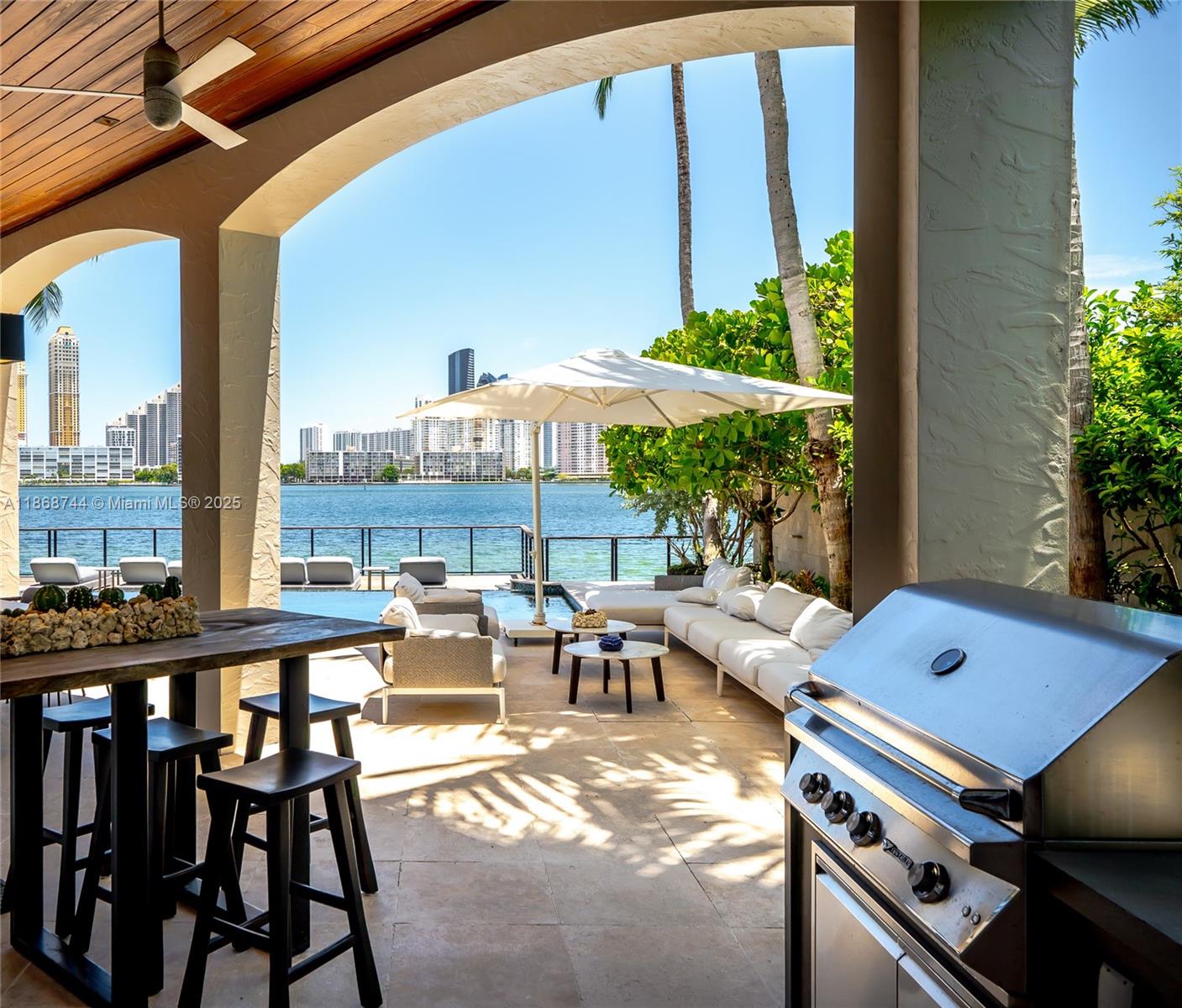 3916 Island Estates Dr Aventura, FL 33160