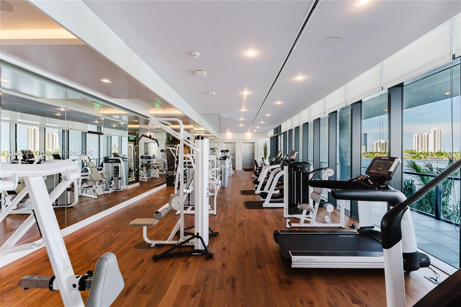 3916 Island Estates Dr Aventura, FL 33160