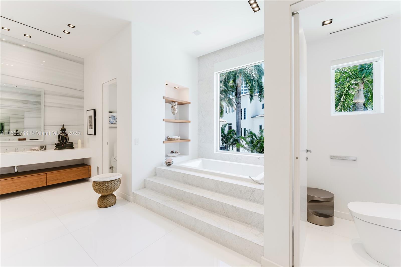 3916 Island Estates Dr Aventura, FL 33160