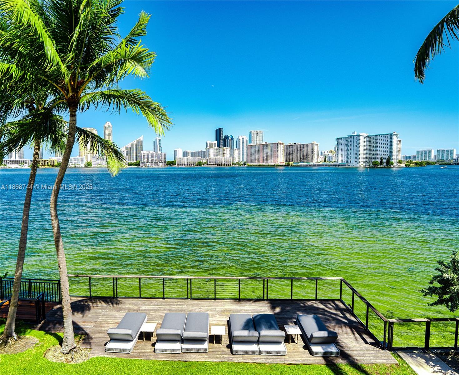 3916 Island Estates Dr Aventura, FL 33160