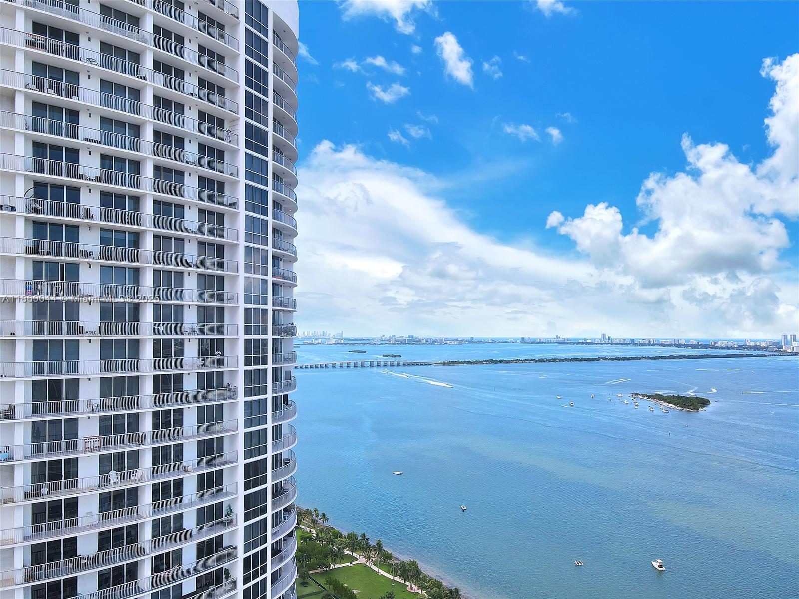 1750 N Bayshore Dr #4504