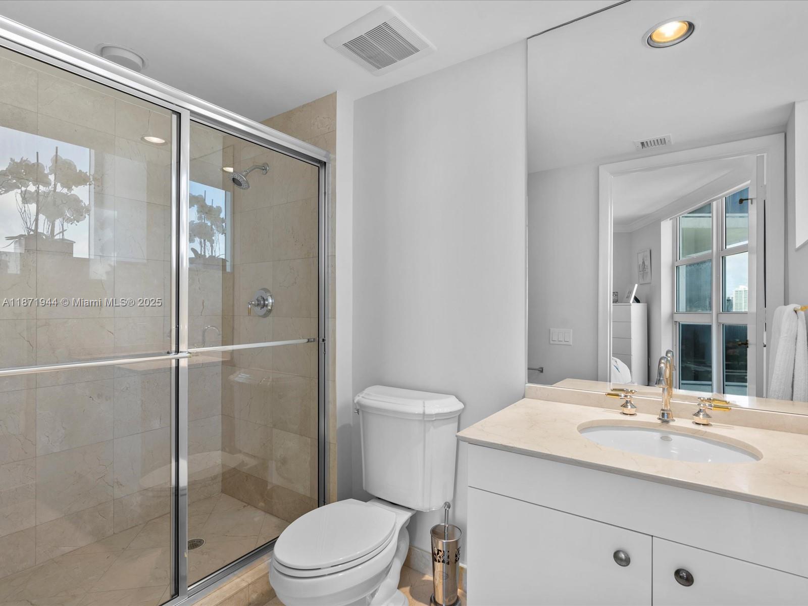 image Ocean Two Condo25