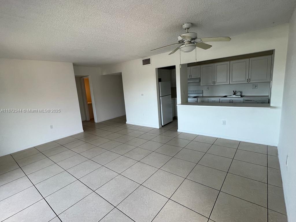 17600 NW 68th Ave #B3010