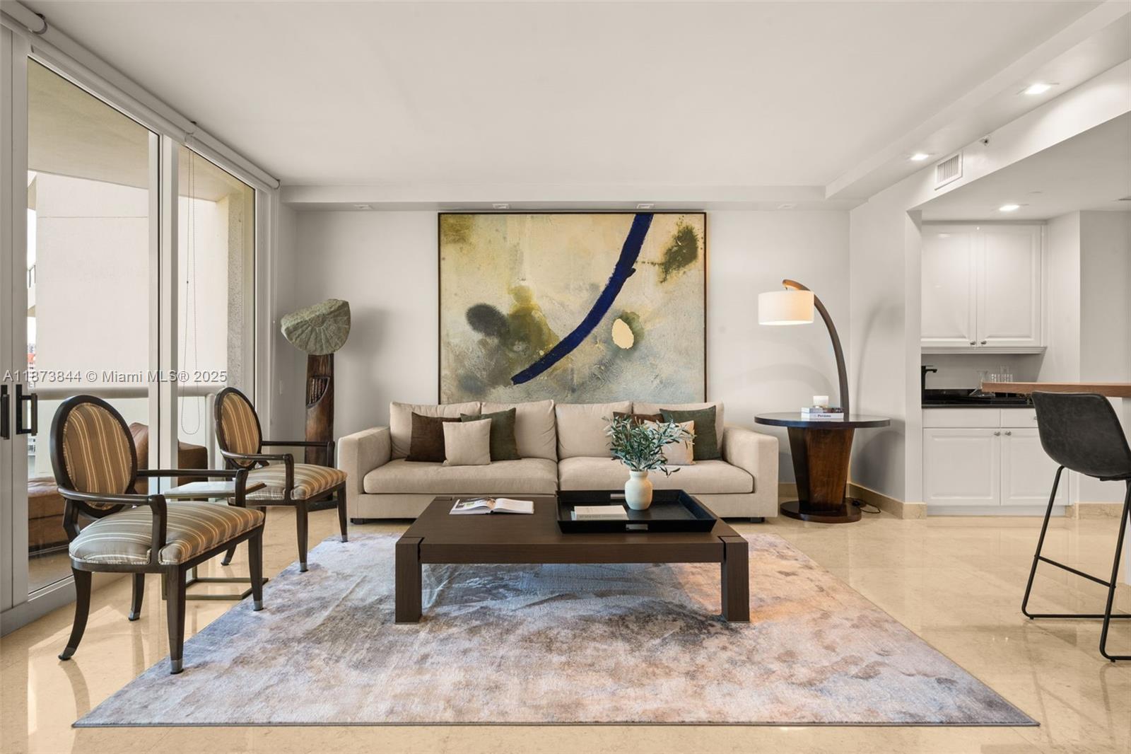 21200 Point Pl #1102 Aventura, FL 33180