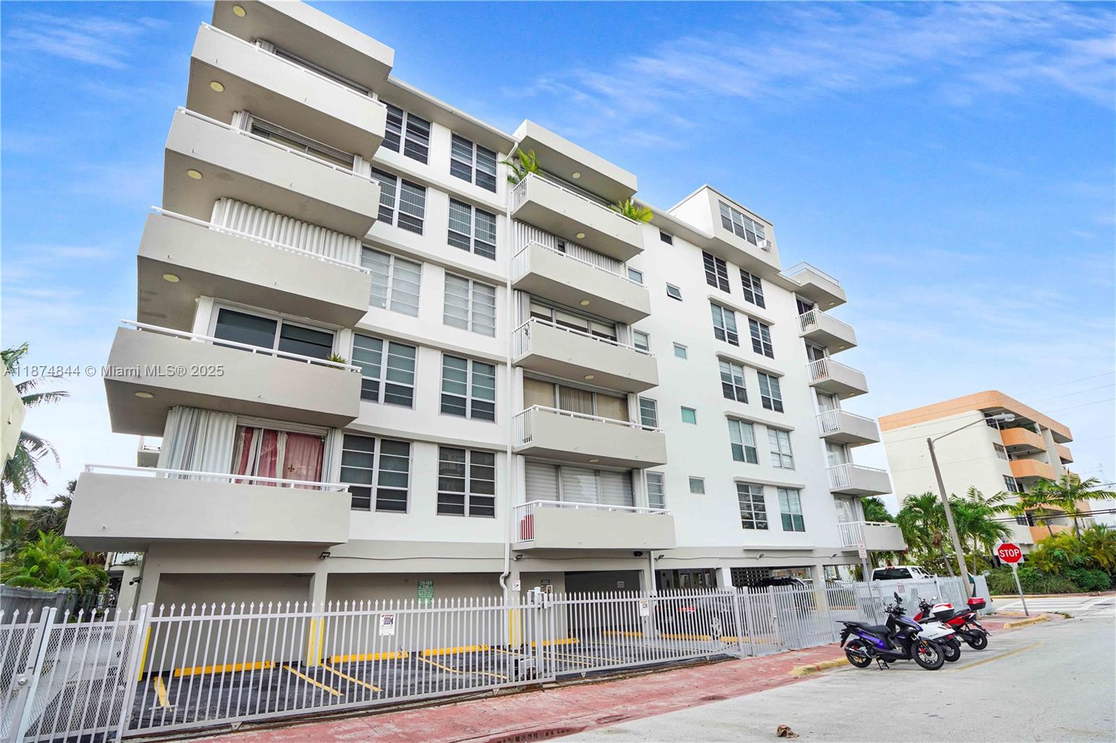 7735 Abbott Ave #5D