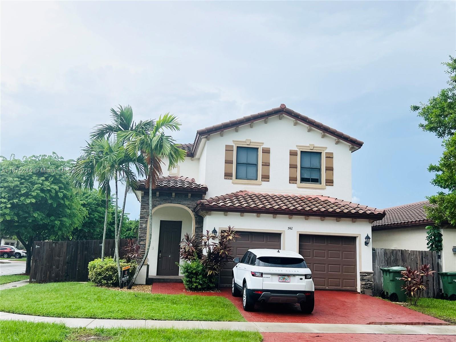 742 SE 34th Ave