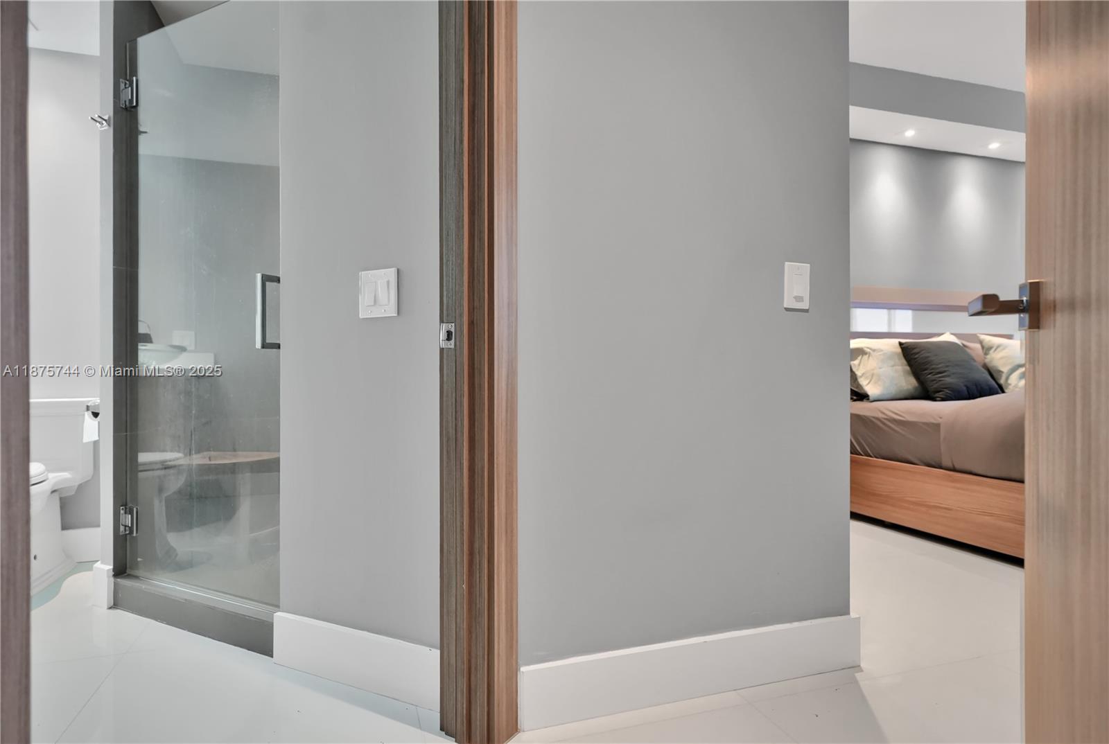 image Blue Diamond32