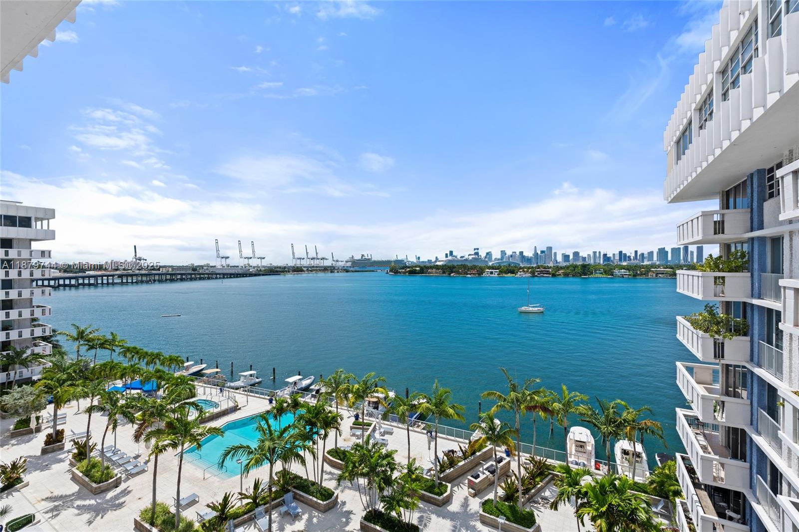 image South Bay Club20