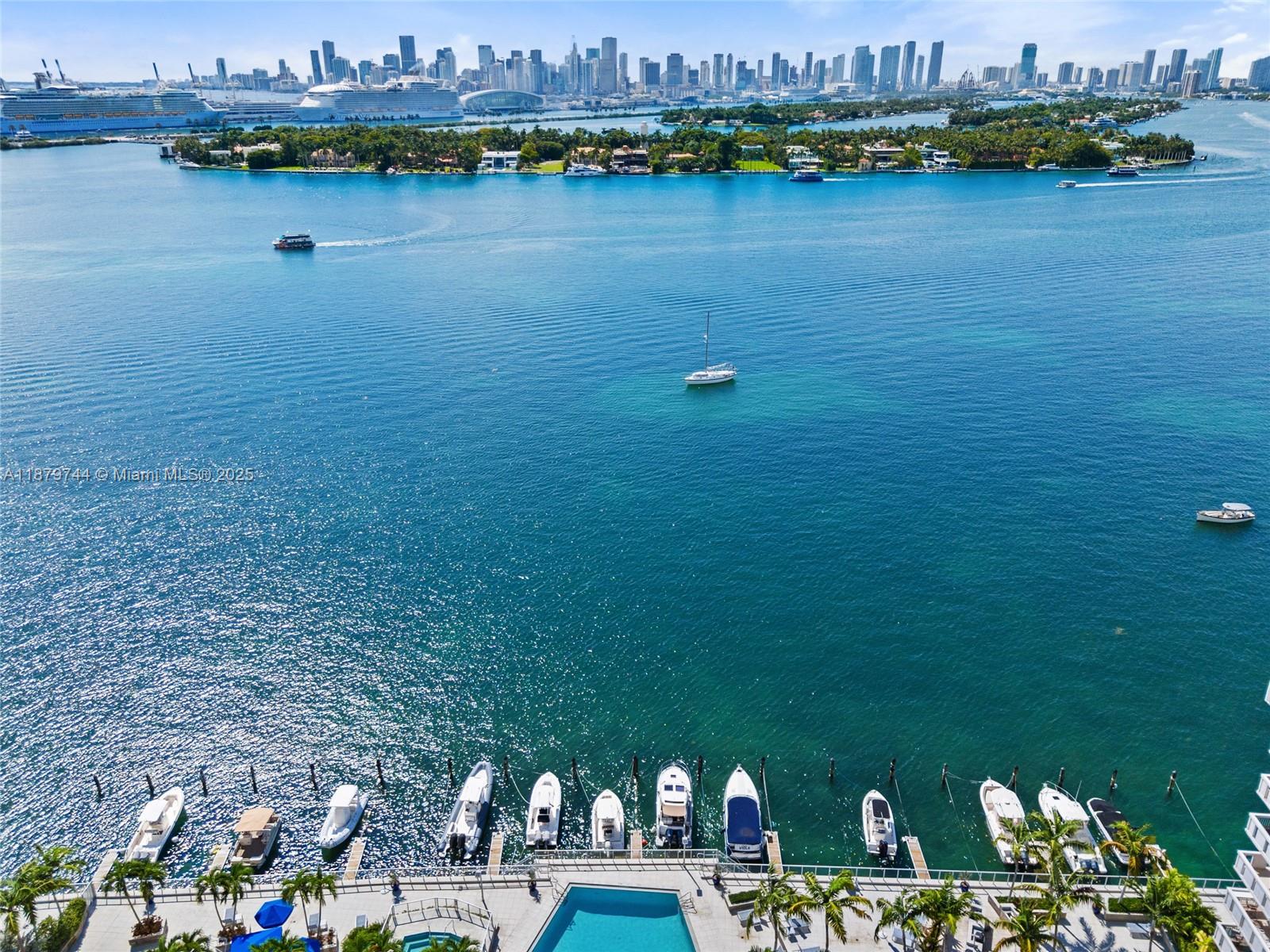 image South Bay Club30