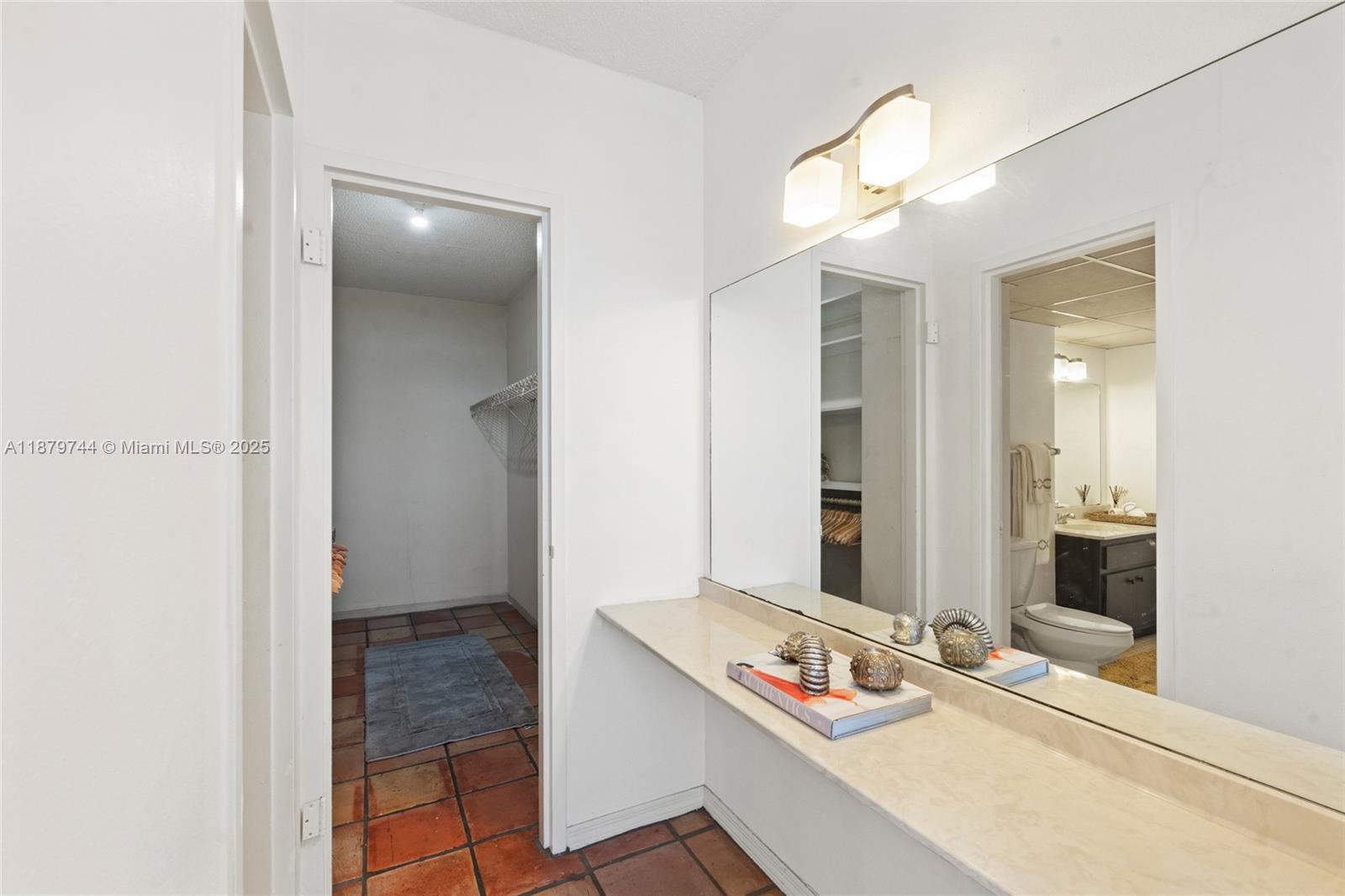 image South Bay Club8