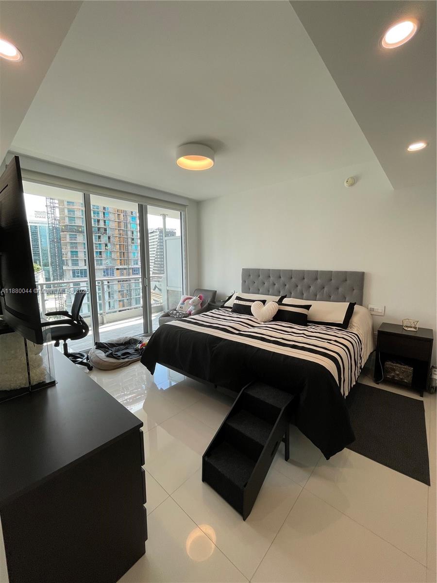 image Mint Condominium16