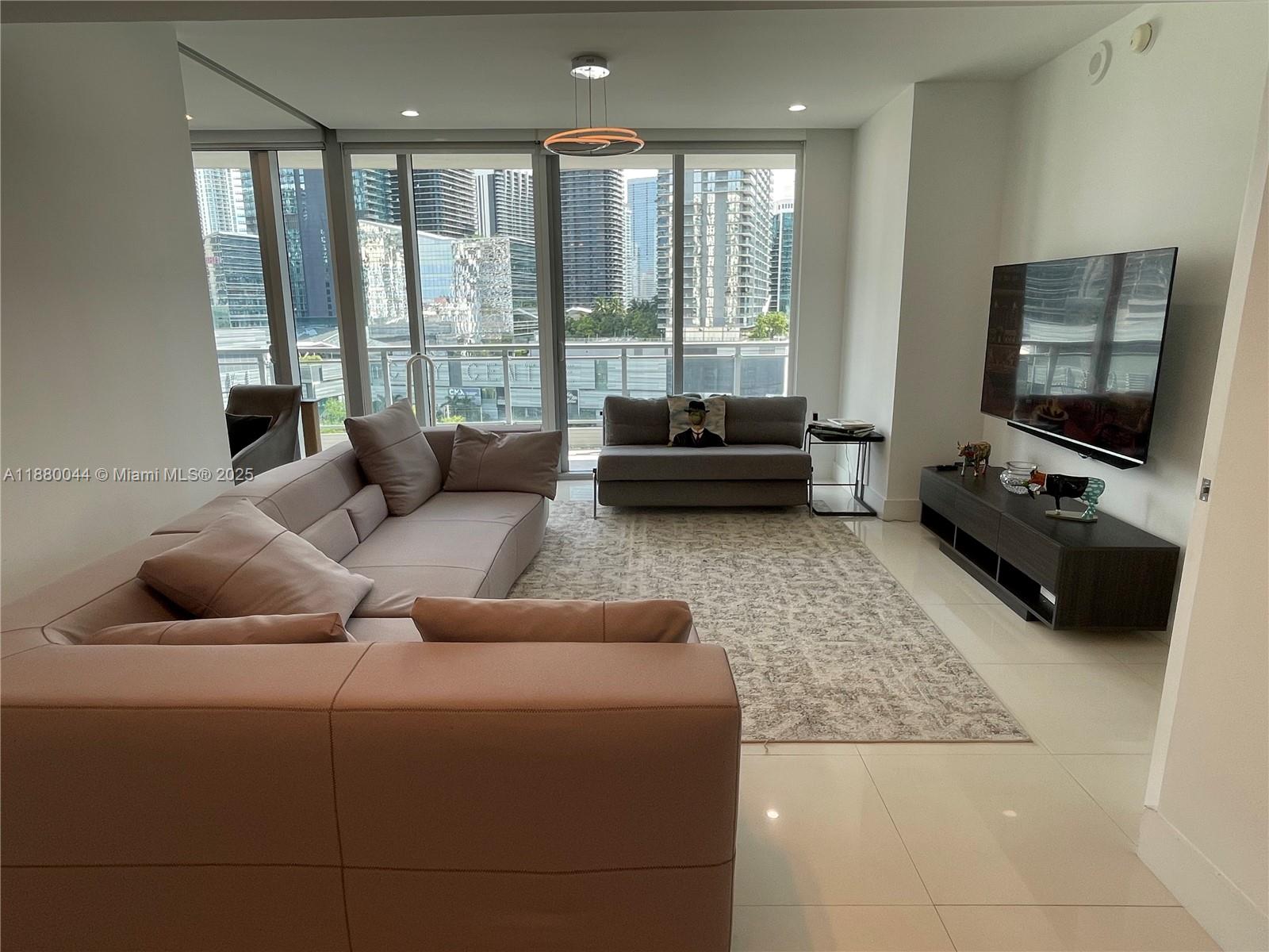 image Mint Condominium26