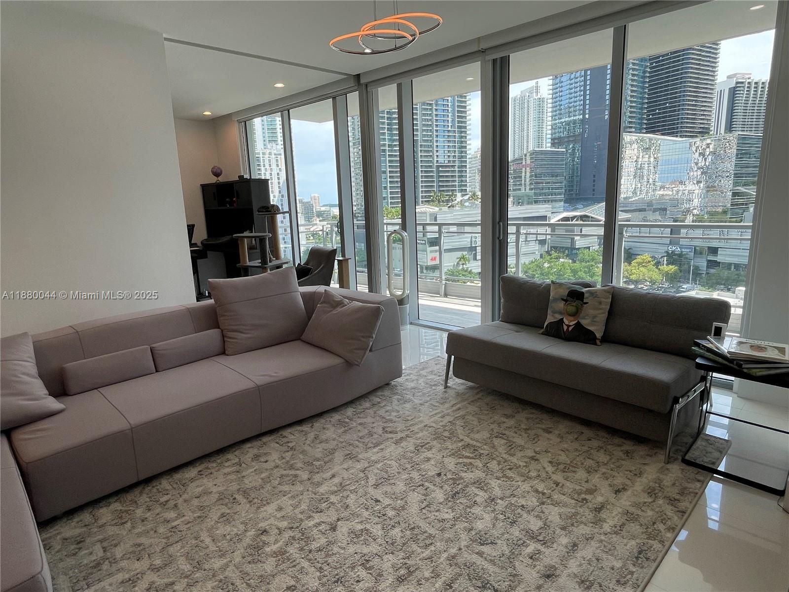 image Mint Condominium27