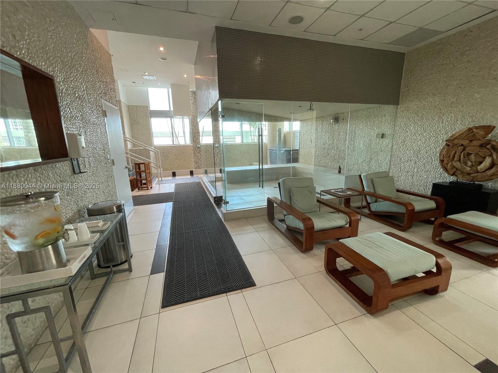 image Mint Condominium35