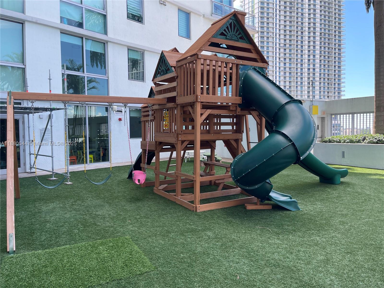 image Mint Condominium41