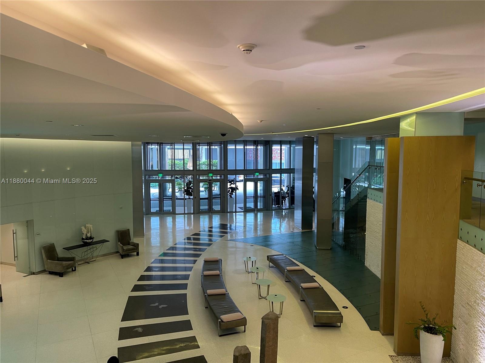 image Mint Condominium46