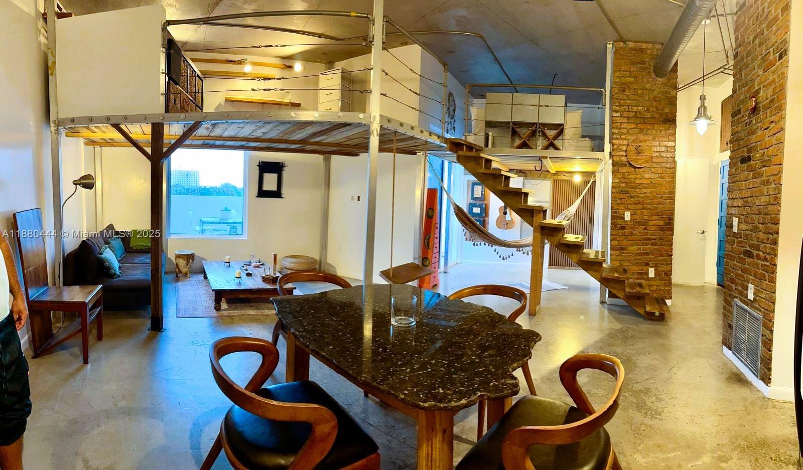 image Neo Lofts Condo4