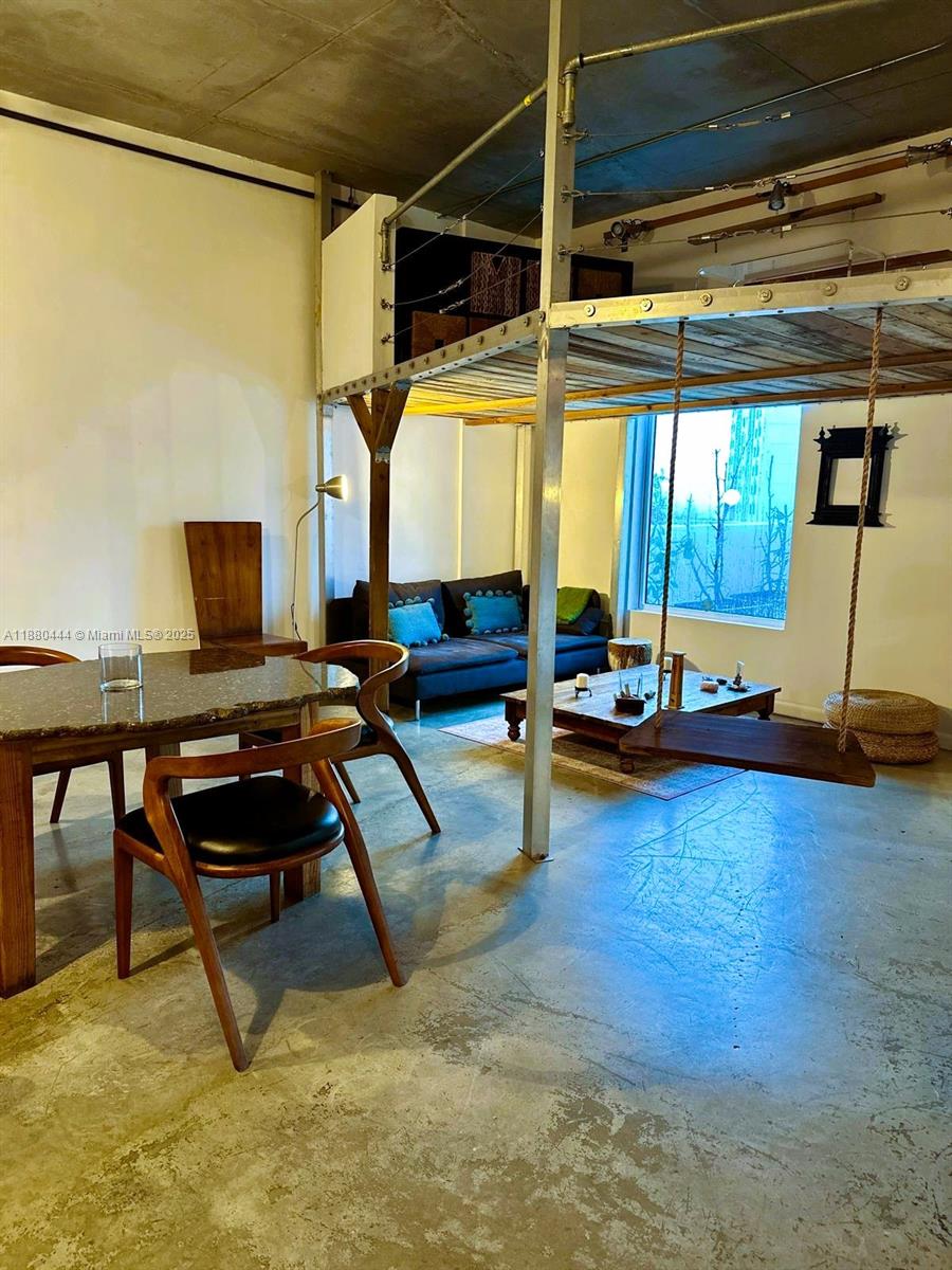 image Neo Lofts Condo8