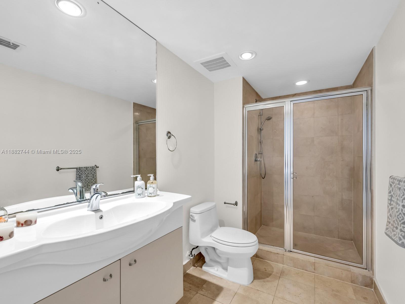 image Beach Club Two16