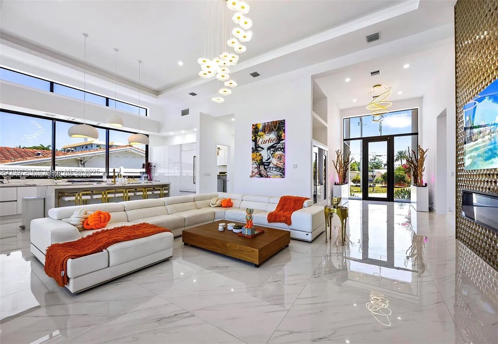 2225 NE 19th St Fort Lauderdale, FL 33305