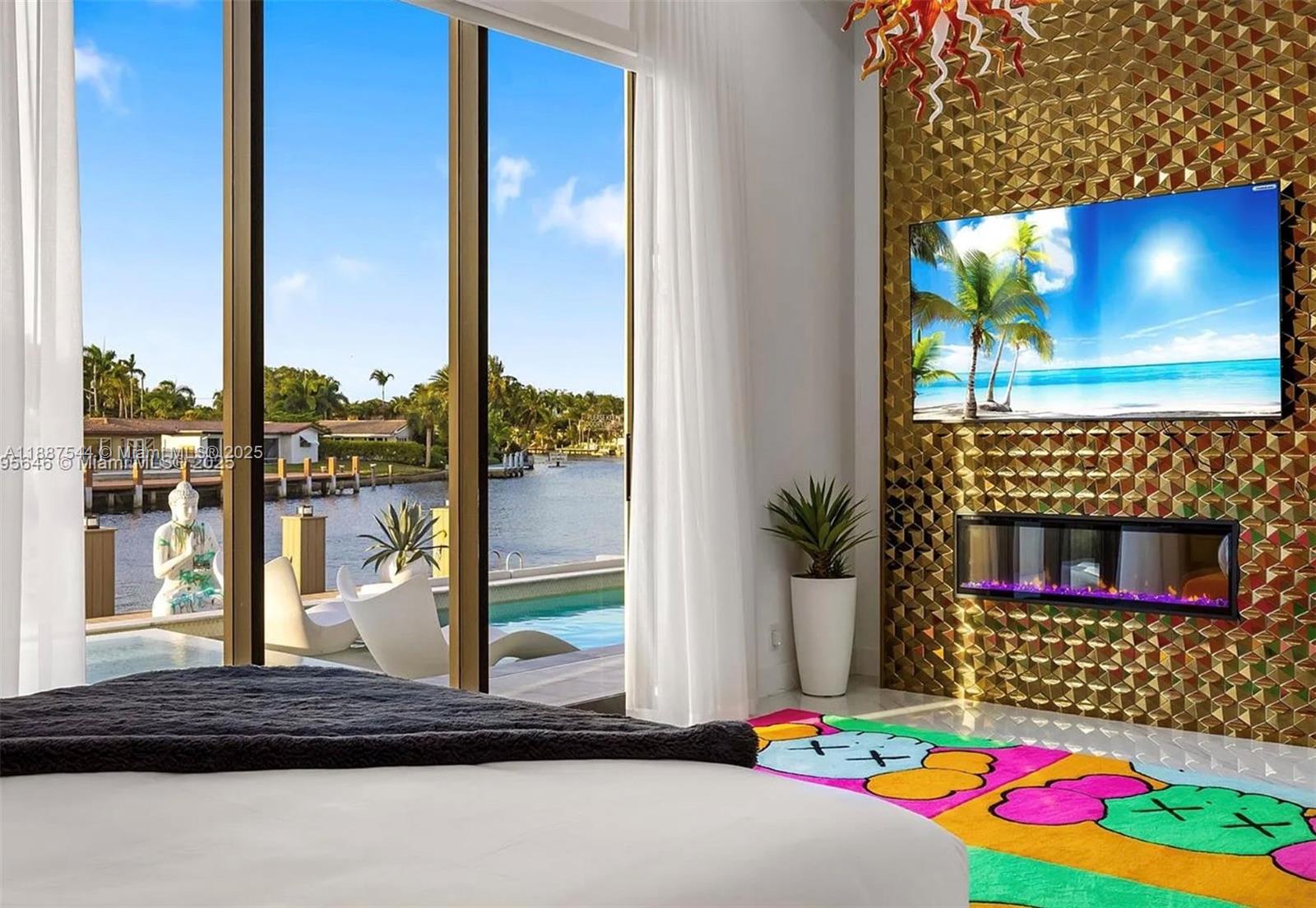 2225 NE 19th St Fort Lauderdale, FL 33305