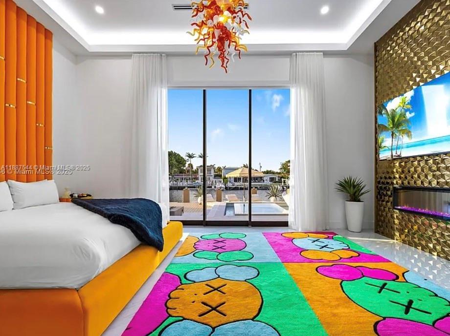 2225 NE 19th St Fort Lauderdale, FL 33305