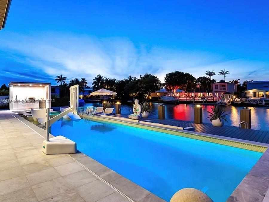 2225 NE 19th St Fort Lauderdale, FL 33305