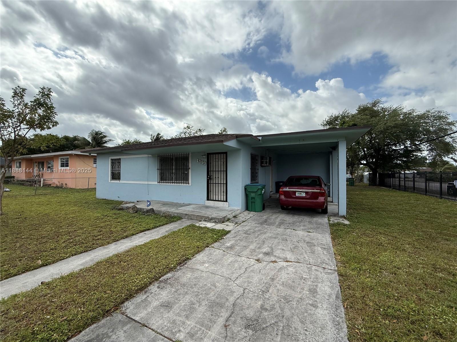 1090 NW 112th St