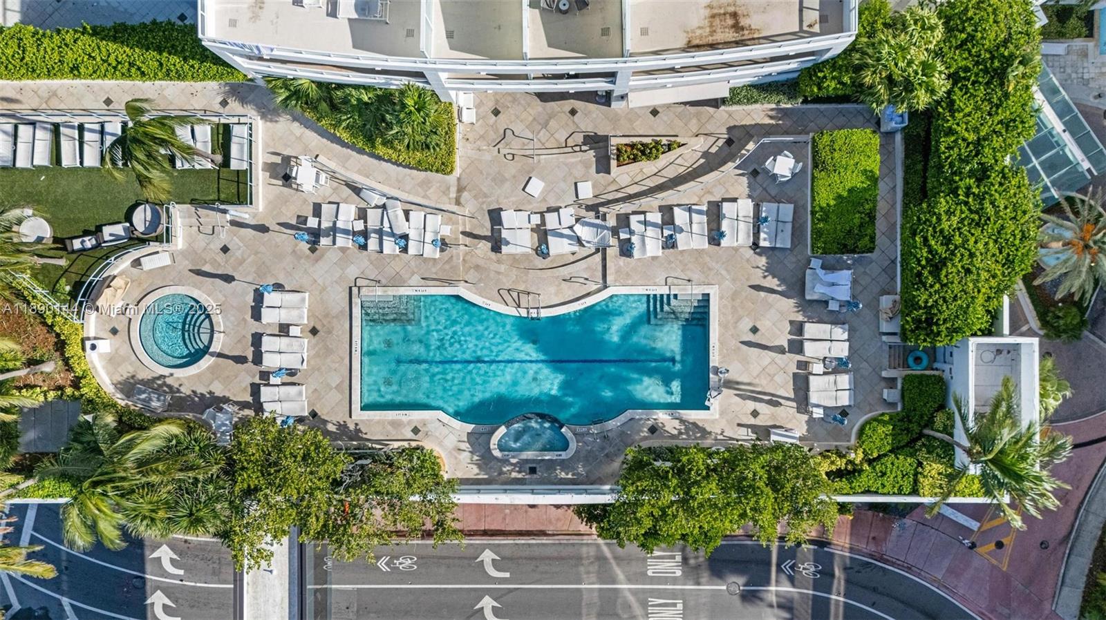 image Fontainebleau Ii Condo22