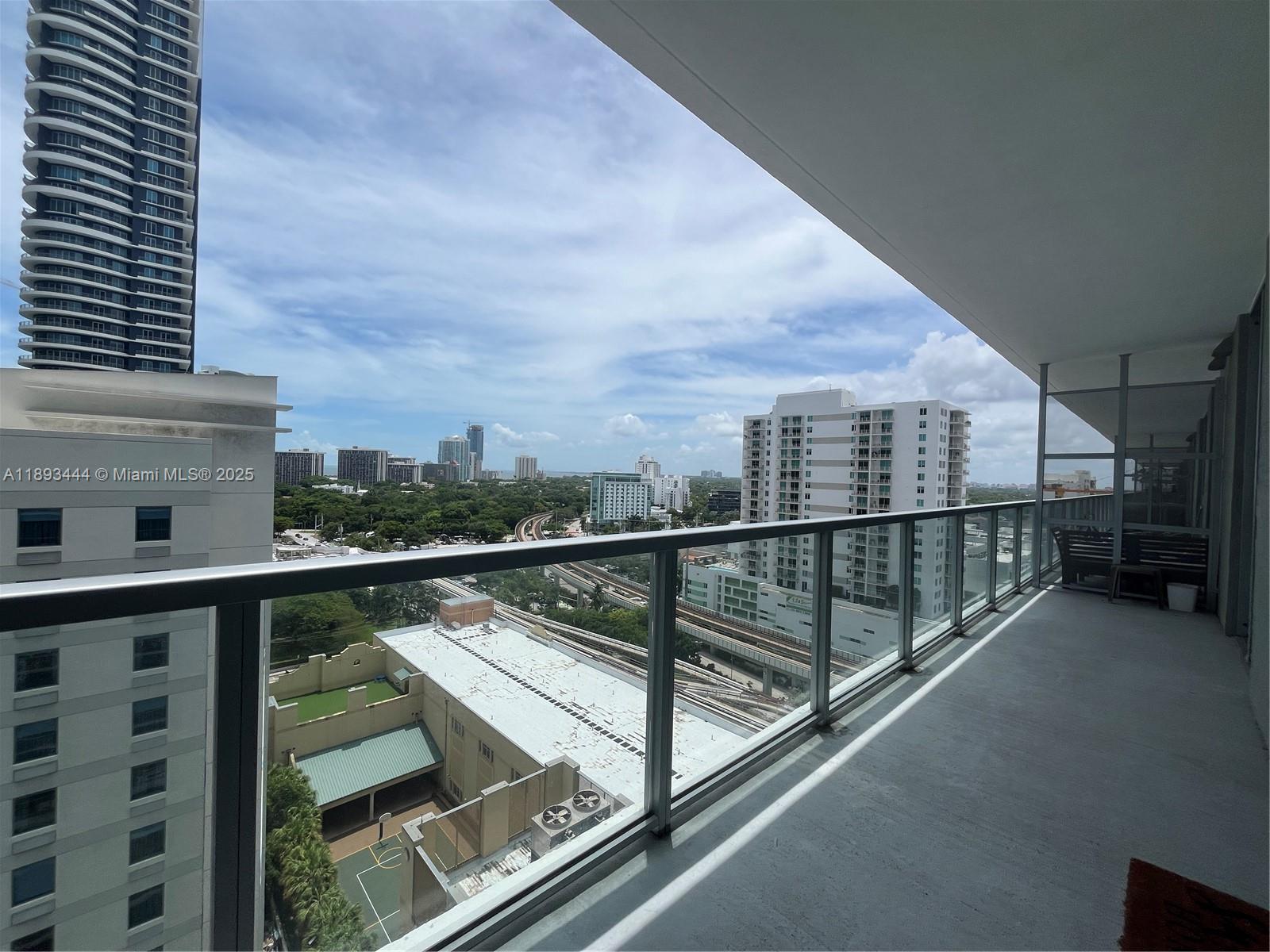 79 SW 12th St #2808-S