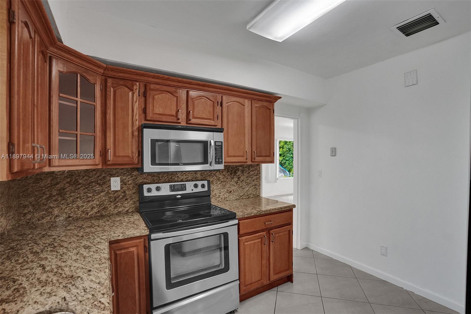 8851 Byron Ave Surfside, FL 33154