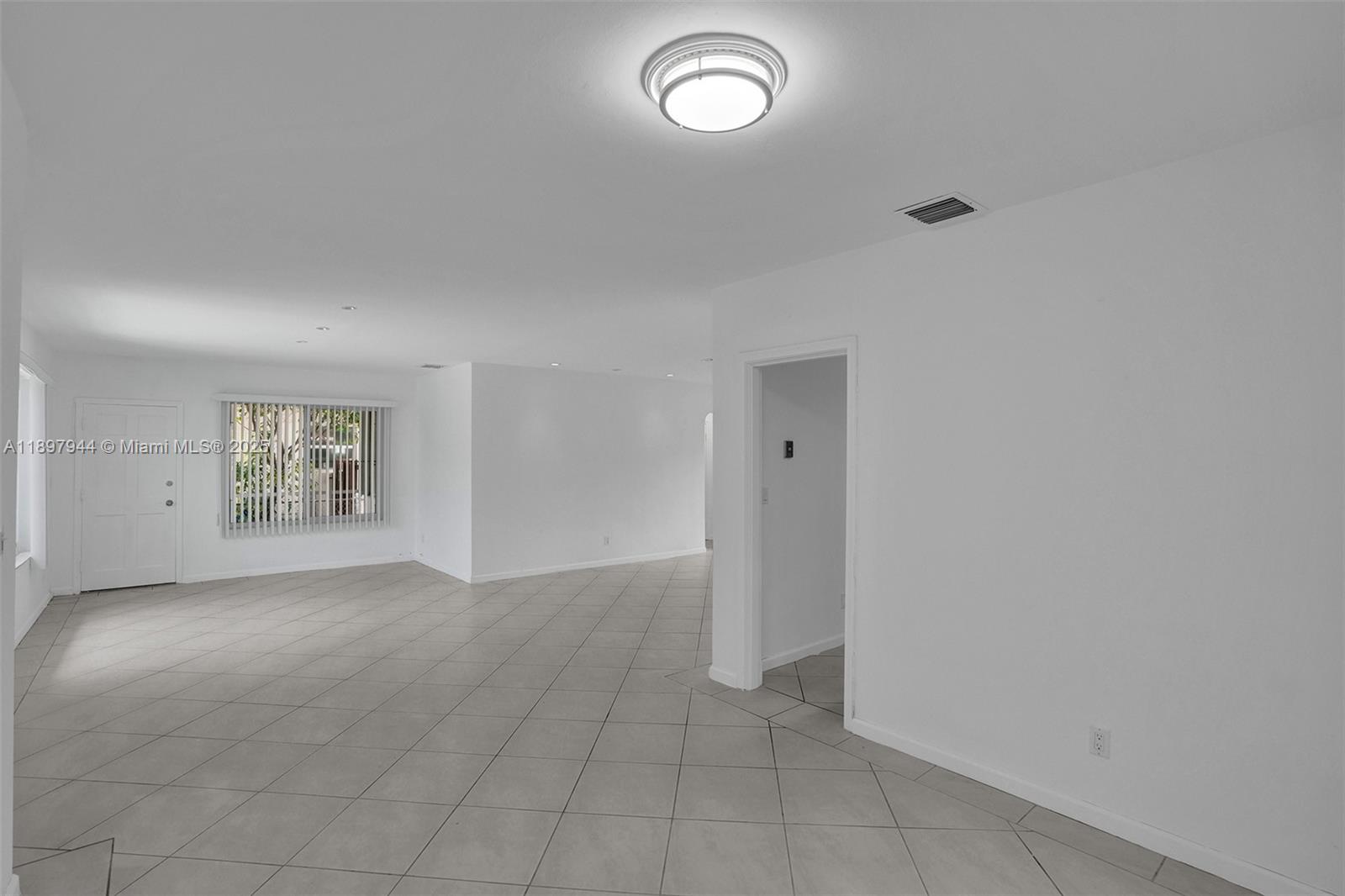 8851 Byron Ave Surfside, FL 33154