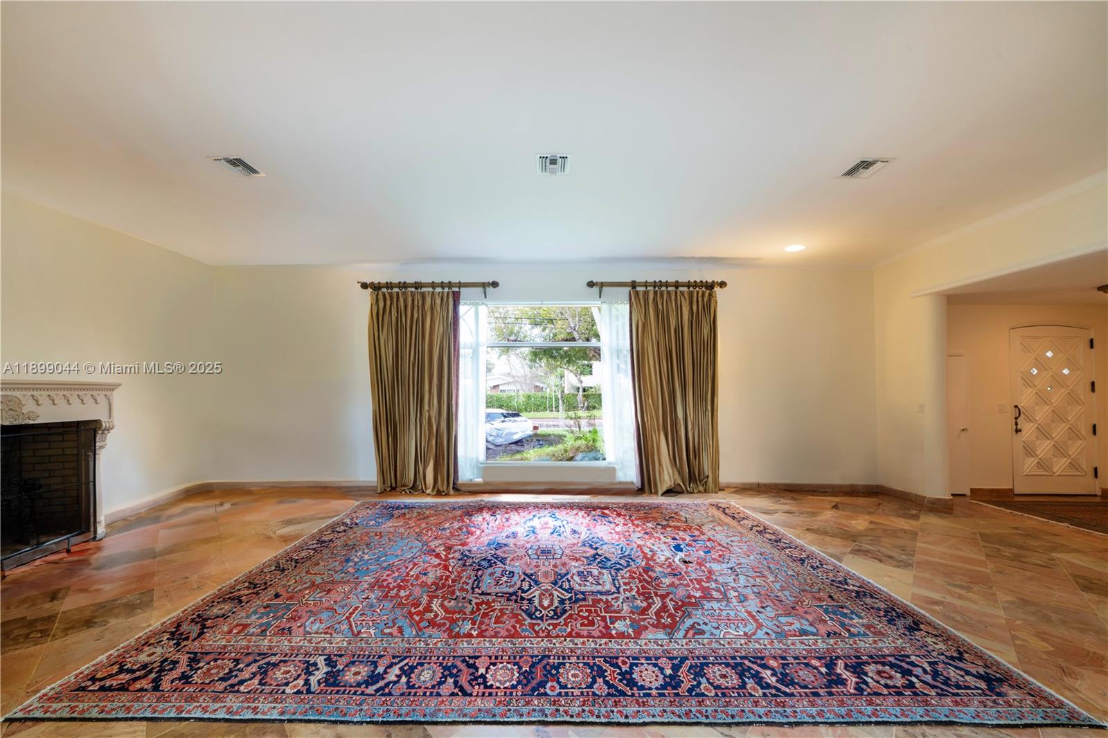 5801 Alton Rd Miami Beach, FL 33140 5801 Alton Rd Miami Beach, FL 33140