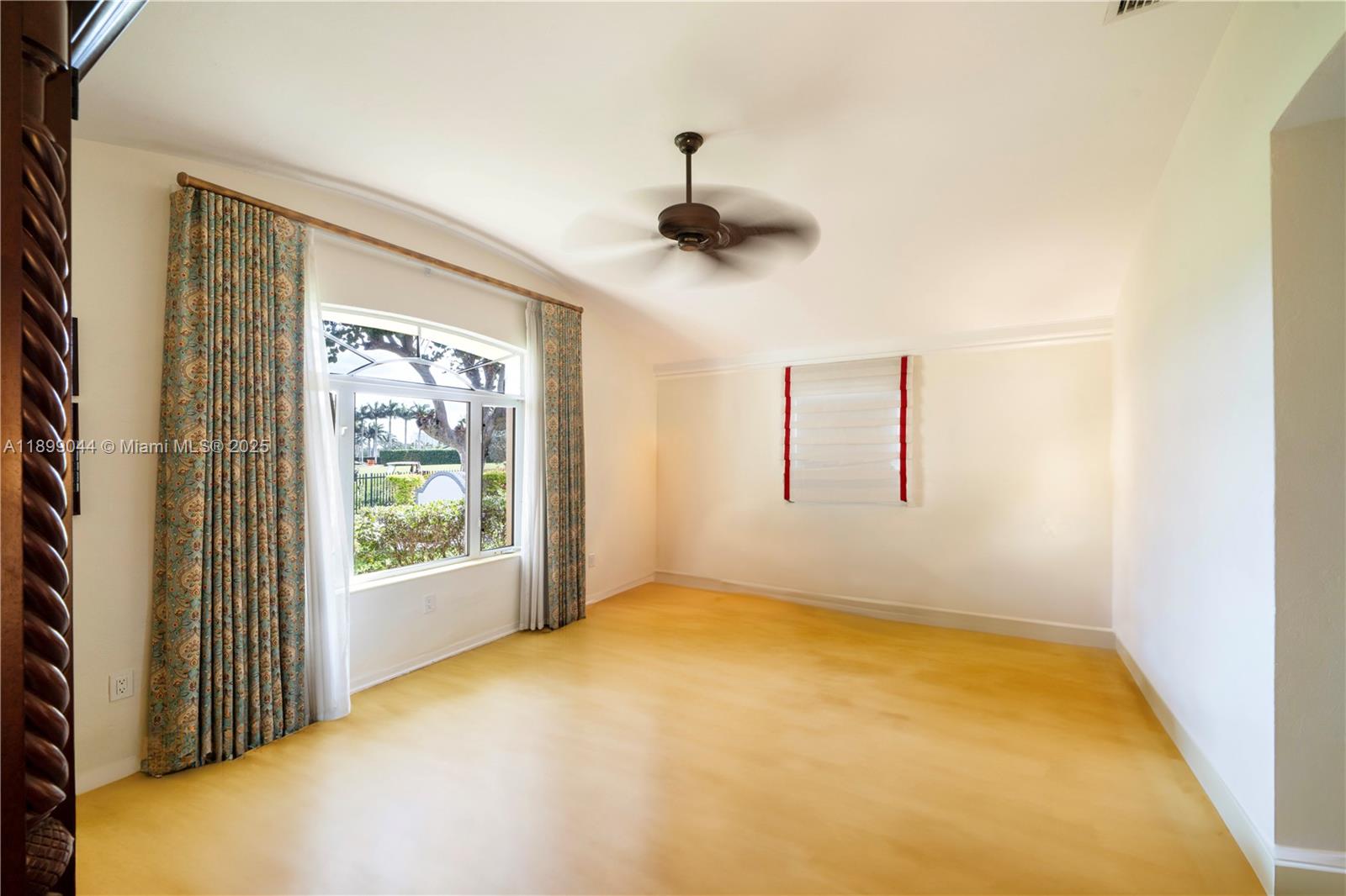 5801 Alton Rd Miami Beach, FL 33140 5801 Alton Rd Miami Beach, FL 33140