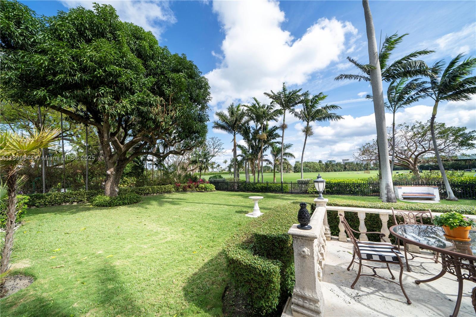 5801 Alton Rd Miami Beach, FL 33140 5801 Alton Rd Miami Beach, FL 33140