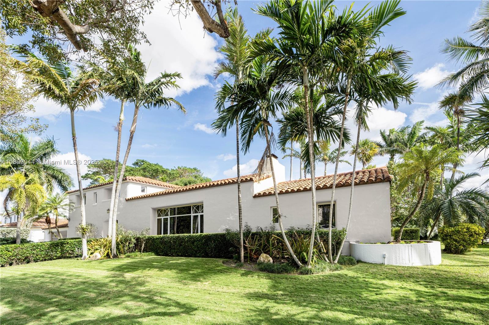 5801 Alton Rd Miami Beach, FL 33140 5801 Alton Rd Miami Beach, FL 33140