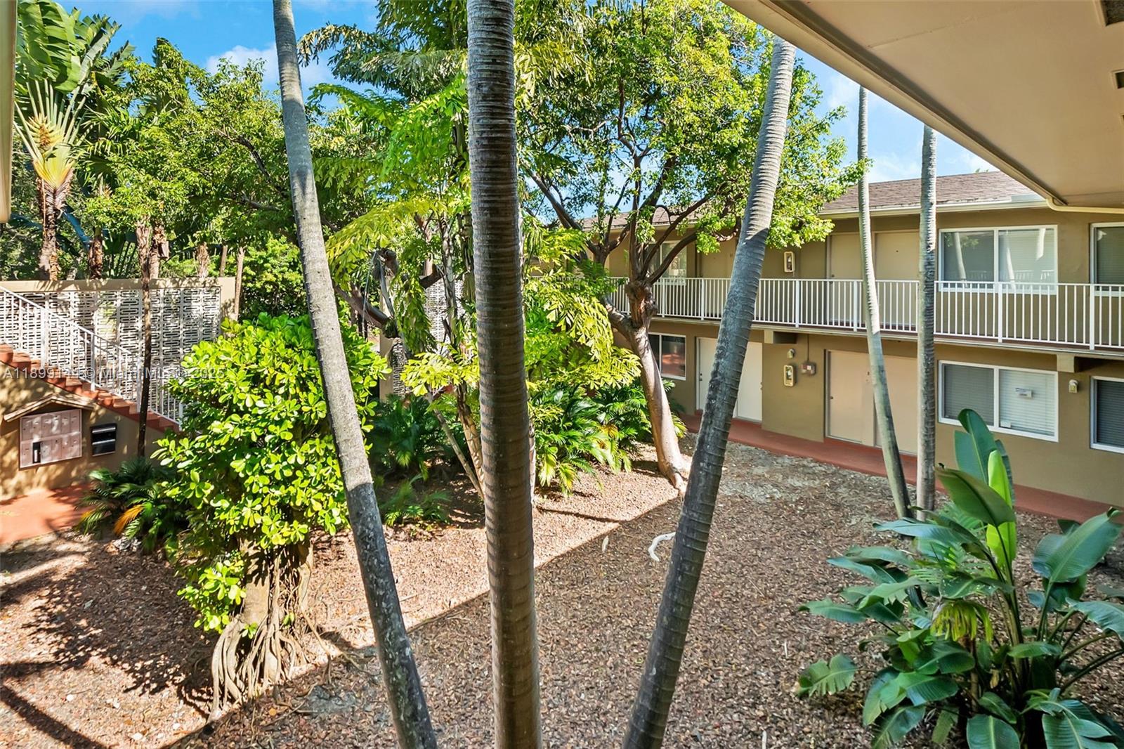 6310 SW 79th St #19 South Miami, FL 33143