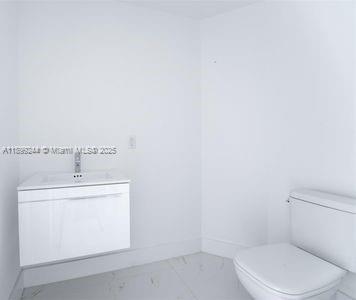 17111 Biscayne Blvd #1009 North Miami Beach, FL 33160