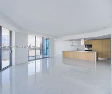 17111 Biscayne Blvd #1009 North Miami Beach, FL 33160