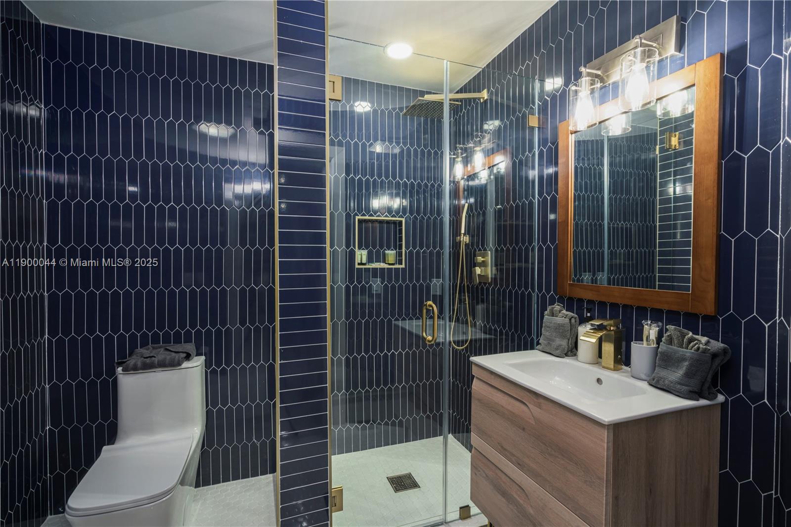 2827 S Indian Riv Dr Fort Pierce, FL 34982